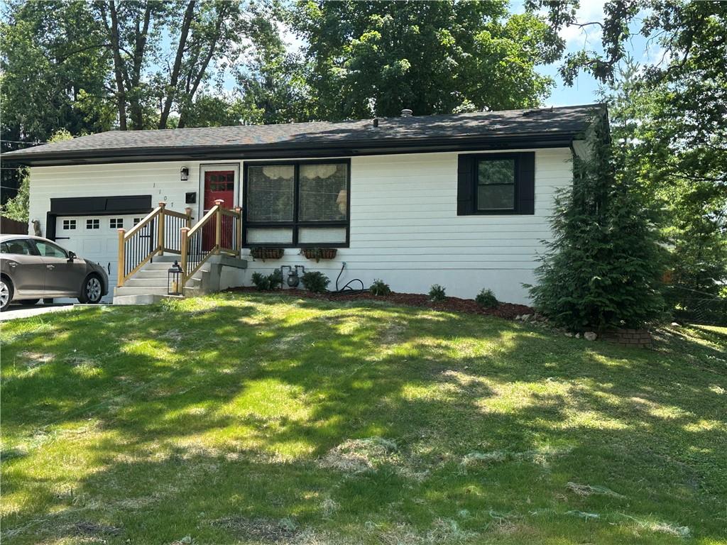 Photo 4 of 1107 Cordell Street