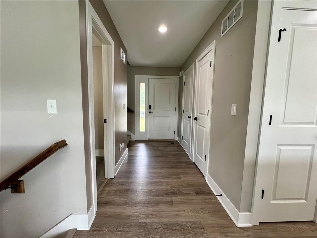 Photo 7 of 500 W Lawrence Avenue