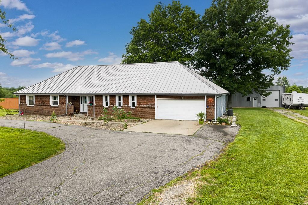 Photo 3 of 14435 166th Street