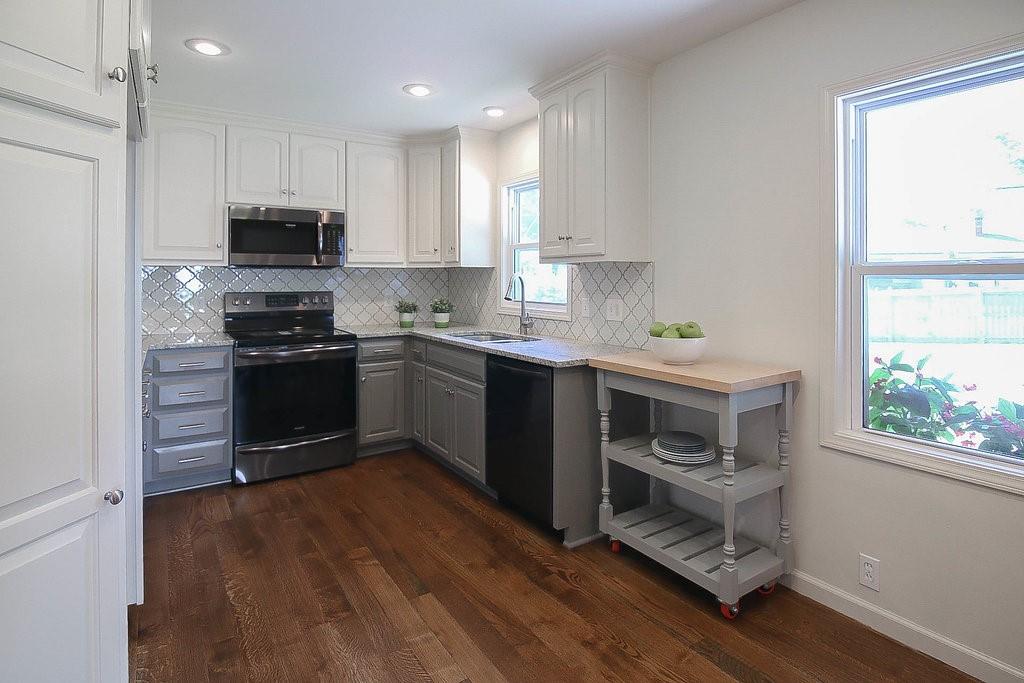 Photo 6 of 5501 W 70th Terrace