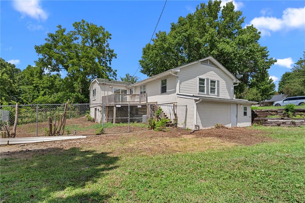 Photo 4 of 506 N Bynum Road
