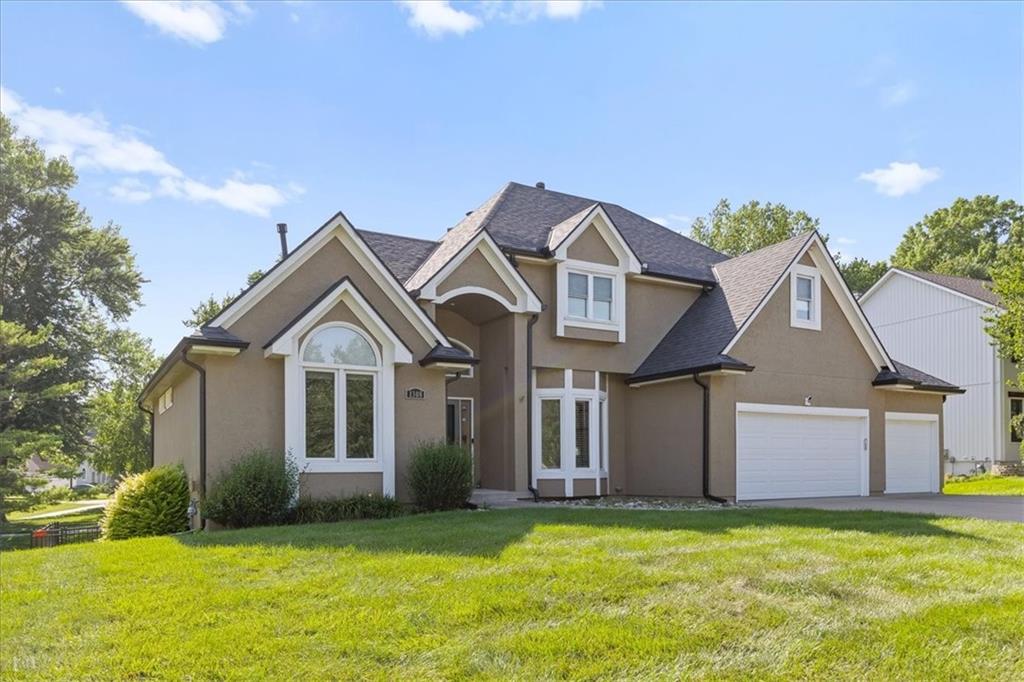 Photo 2 of 1308 SW Surrey Trace N/A