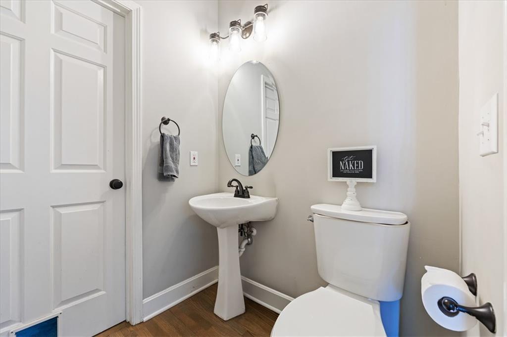 Photo 7 of 1308 SW Surrey Trace N/A