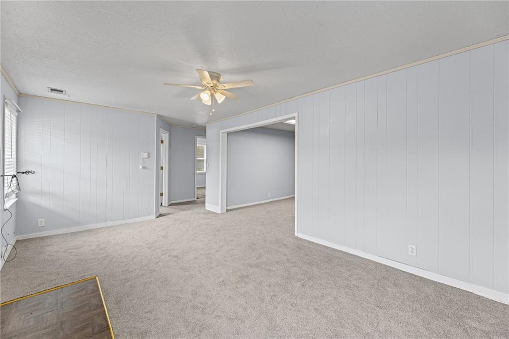 Photo 3 of 139 Kane Street