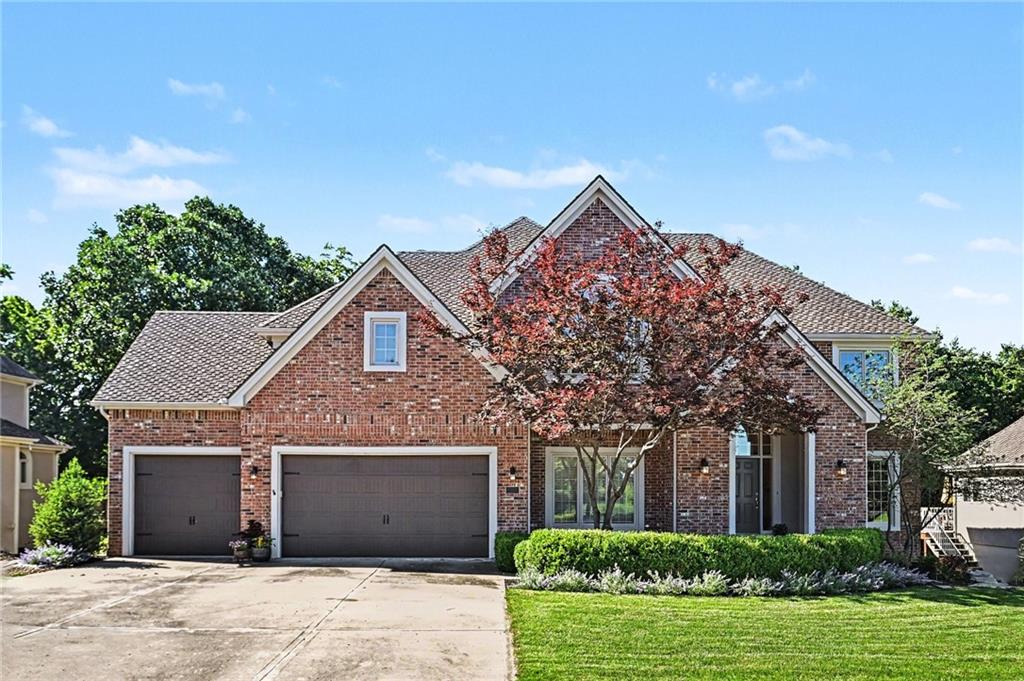 Photo of 8033 Clearwater Drive