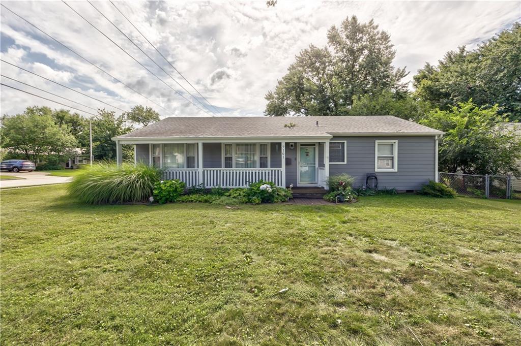 Photo of 7101 Maple Street