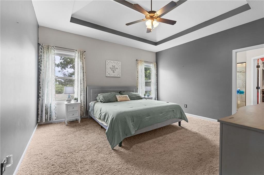 Photo 4 of 115 E Maple Street