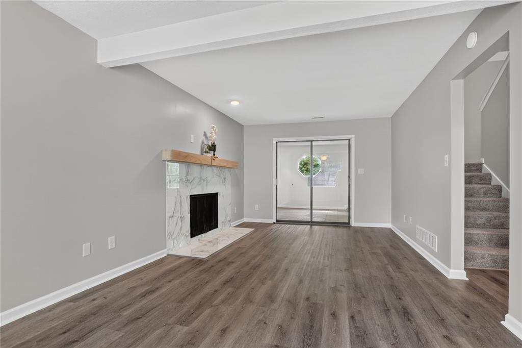 Photo 3 of 228 Deerfield Lane