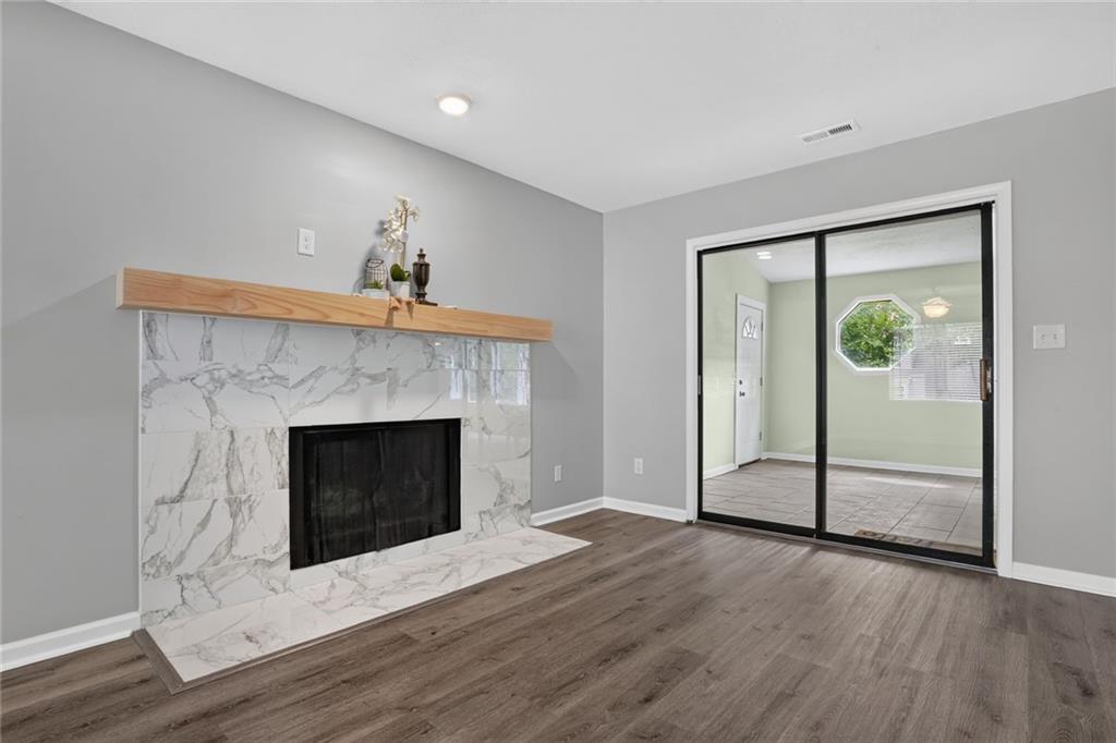 Photo 4 of 228 Deerfield Lane