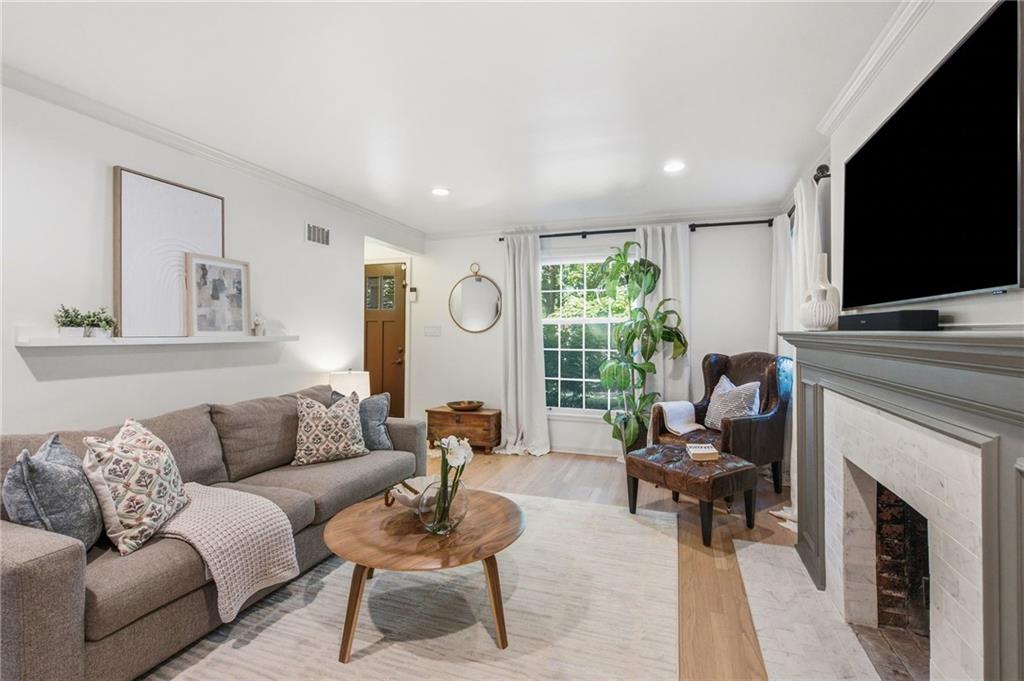 Photo 4 of 5313 Aberdeen Road