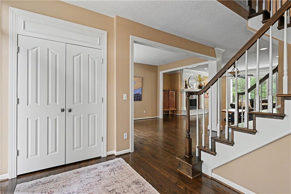 Photo 5 of 14022 Briar Street