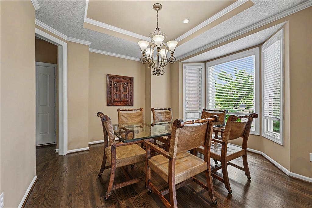 Photo 6 of 14022 Briar Street