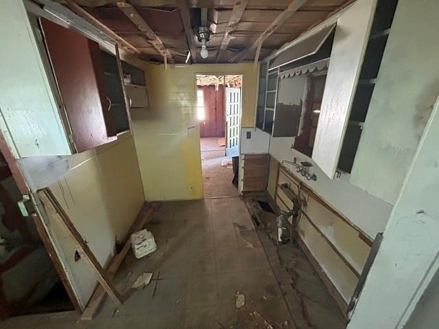 Photo 7 of 3705 Freeman Avenue