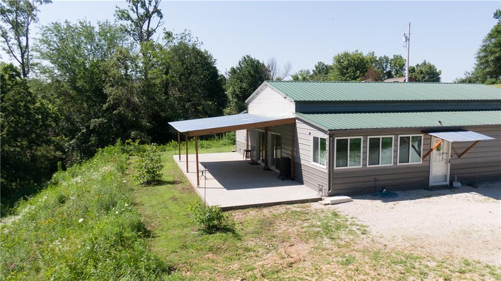Photo 4 of 10259 S Perry Road