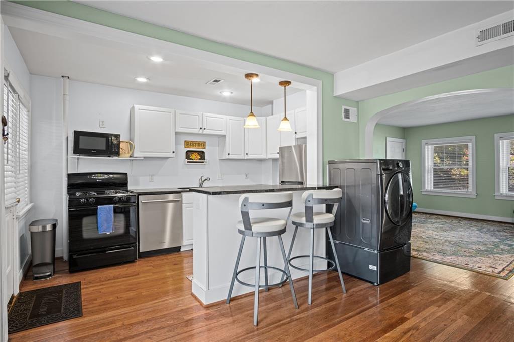 Photo 4 of 212 Emanuel Cleaver II Boulevard #2 West