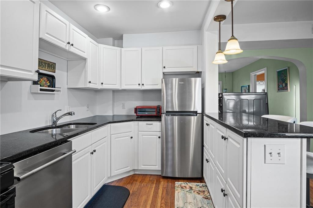 Photo 5 of 212 Emanuel Cleaver II Boulevard #2 West