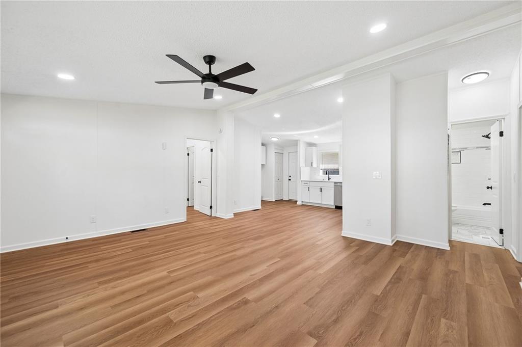 Photo 7 of 125 Gould Street
