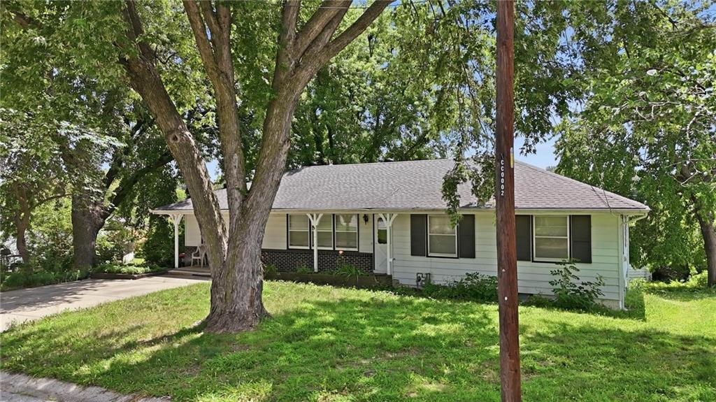 Photo of 483 NE Meadowbrook Road
