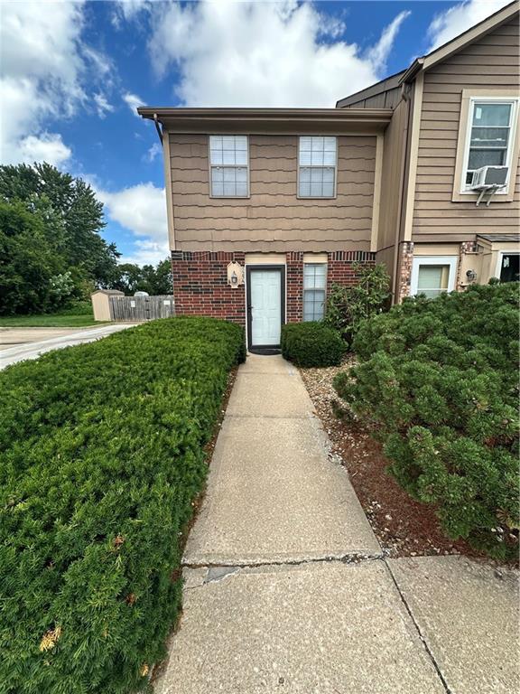 Photo 3 of 725 SW Liggett Road #A
