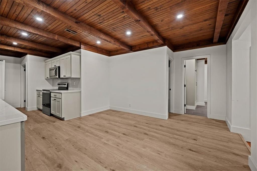 Photo 4 of 5058 Comanche Lane