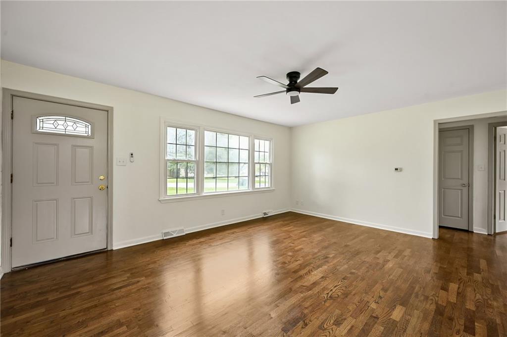 Photo 5 of 3032 Iowa Street