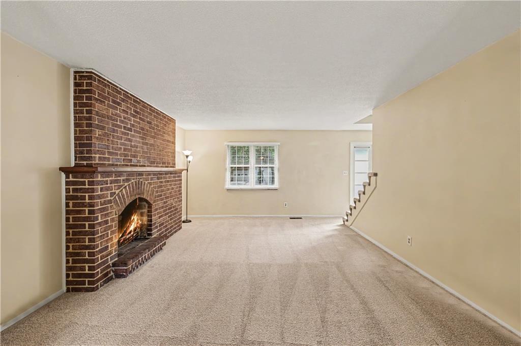 Photo 3 of 8320 Hadley Street