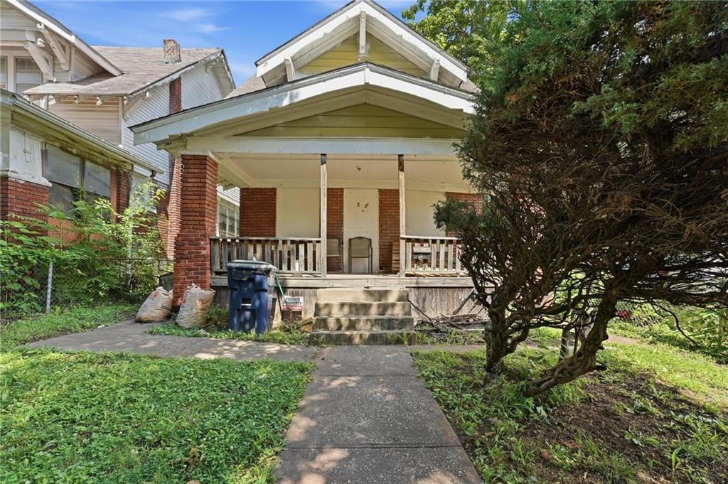 Photo of 3741 Agnes Avenue