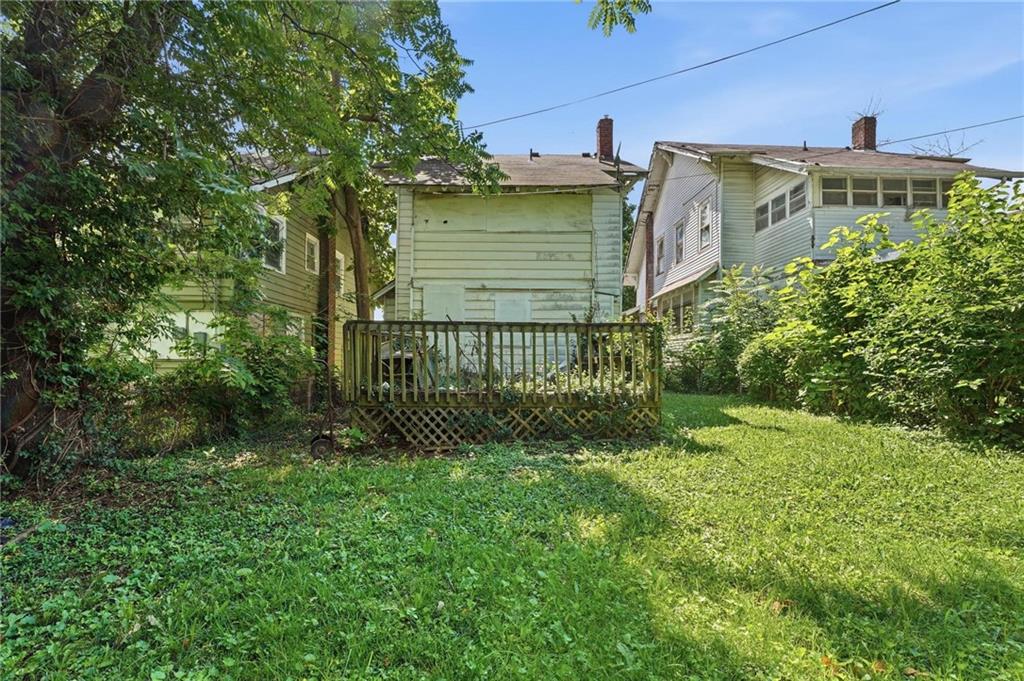 Photo 3 of 3741 Agnes Avenue