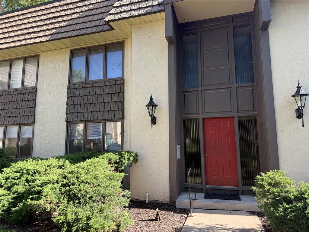 Photo 2 of 472 W 104th Street #A