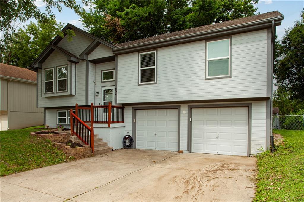 Photo 3 of 1604 S Concord Court