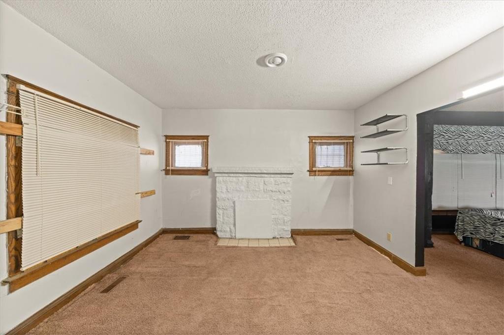 Photo 6 of 3302 Prospect Avenue