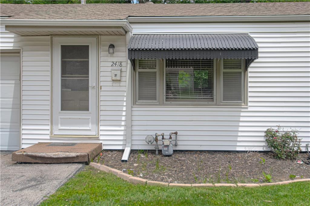 Photo 3 of 2418 NE PURSELL Road