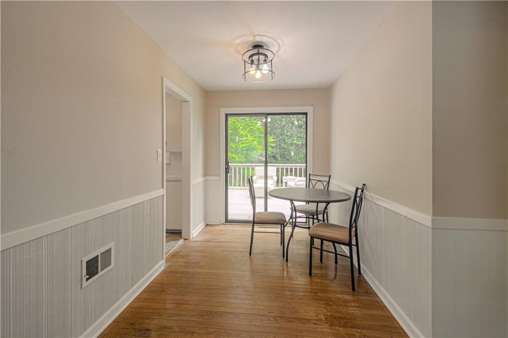 Photo 7 of 2418 NE PURSELL Road