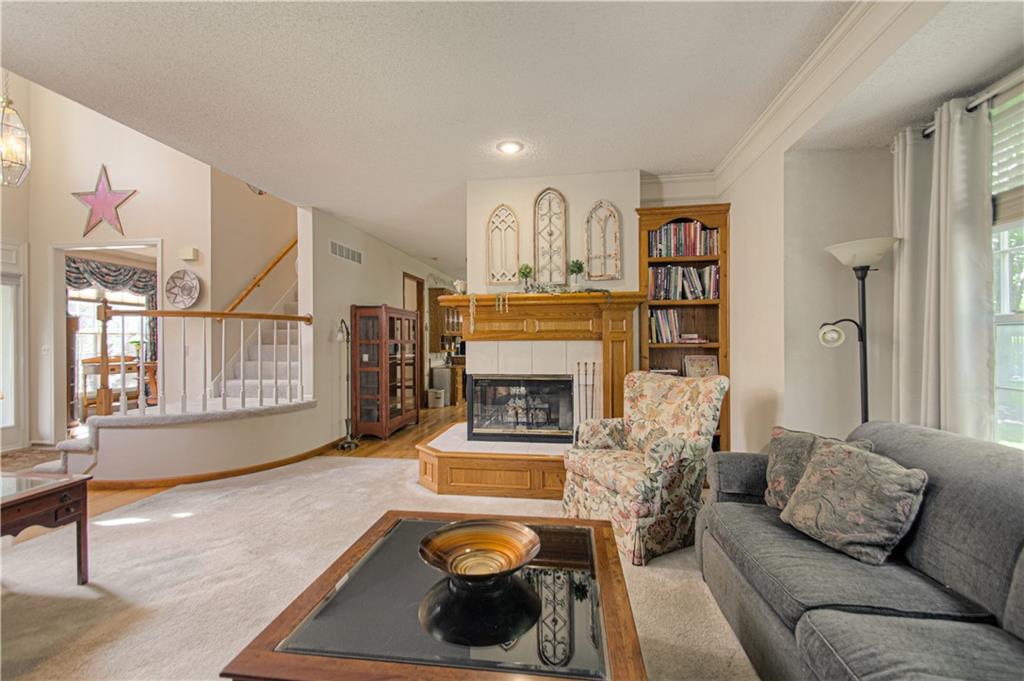 Photo 5 of 12814 Bond Street