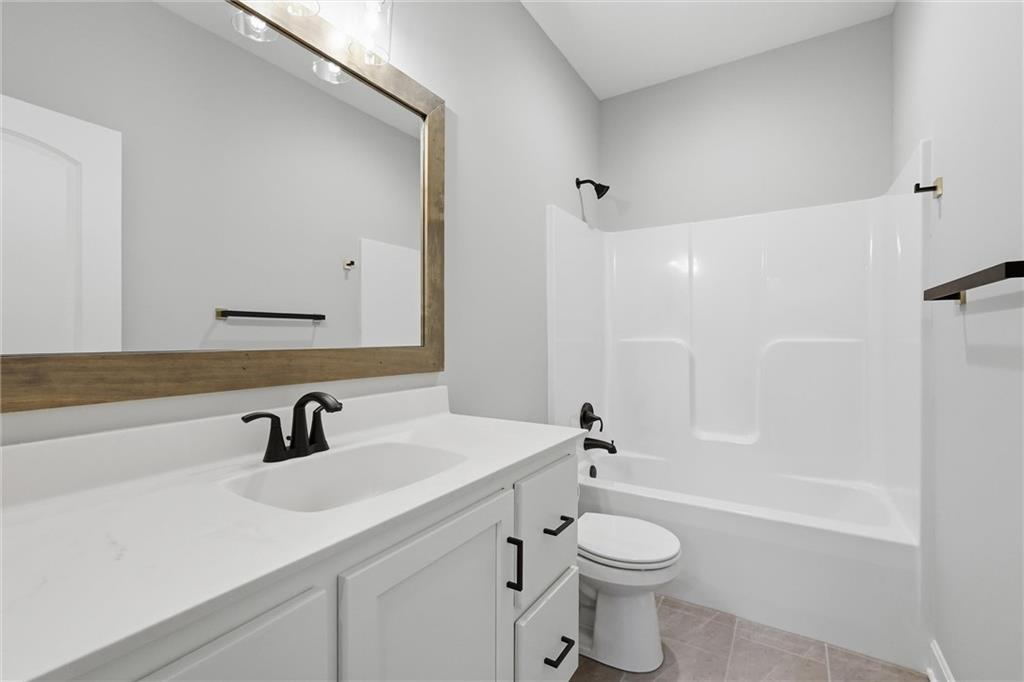 Photo 6 of 1812 Winchester Drive