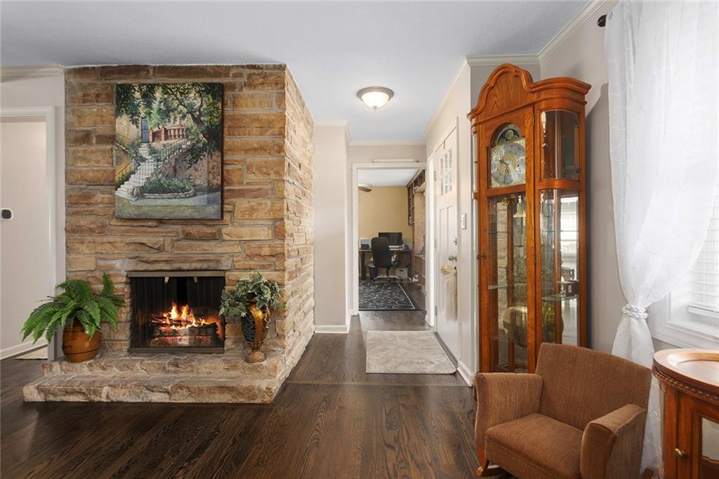 Photo 5 of 7327 Hardy Street