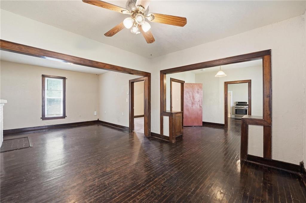 Photo 5 of 2028 Bristow Avenue