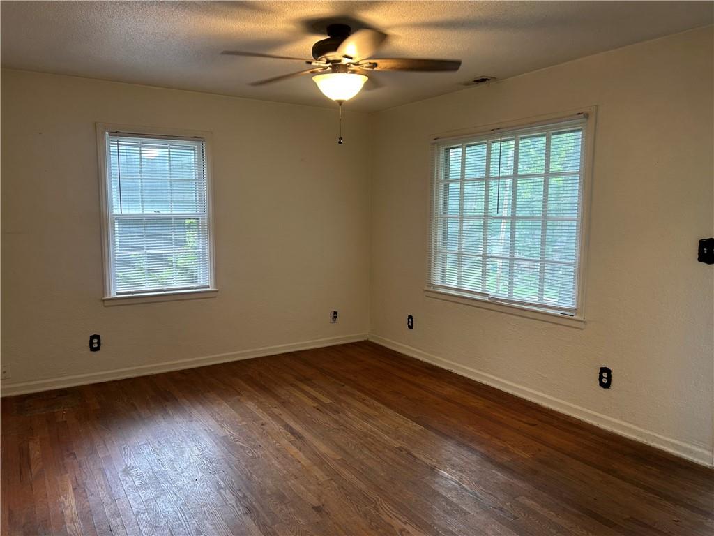 Photo 3 of 2232 S 13th Terrace