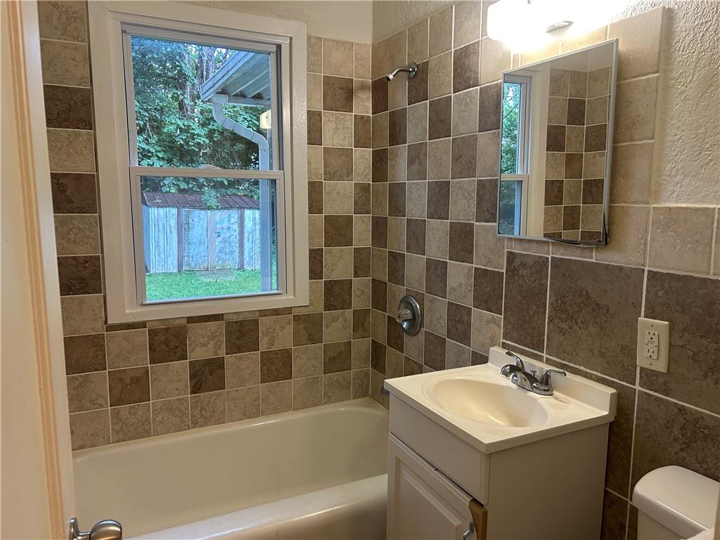 Photo 6 of 2232 S 13th Terrace