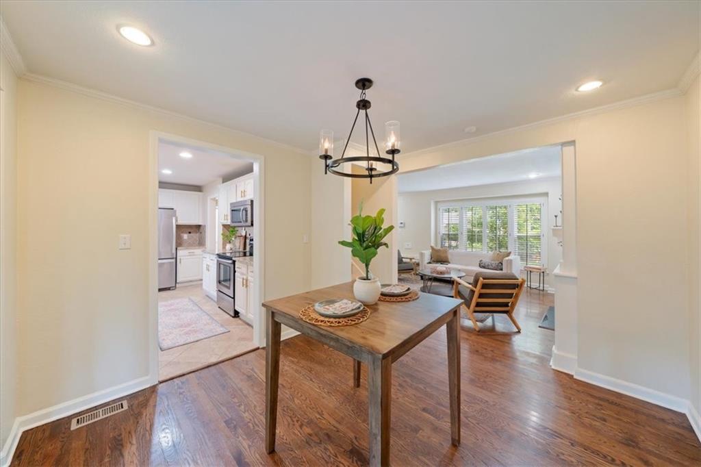 Photo 5 of 5200 W 72ND Street