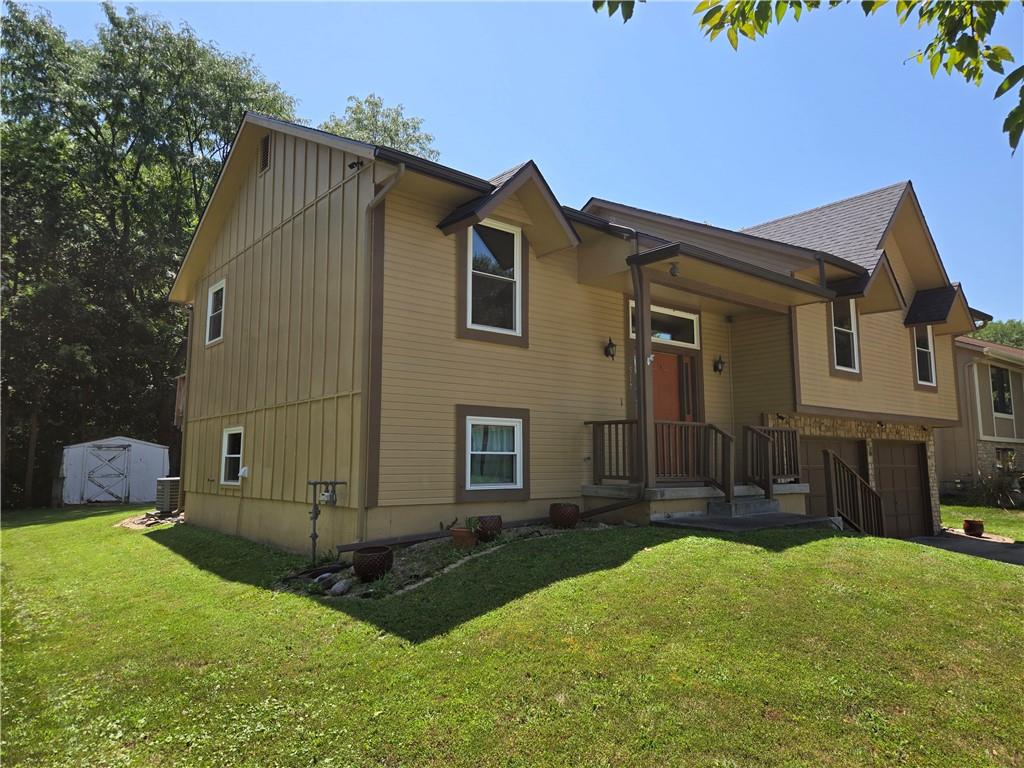 Photo 4 of 517 Buena Vista Drive