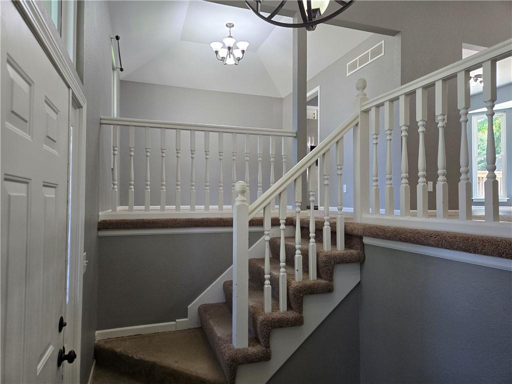 Photo 6 of 517 Buena Vista Drive