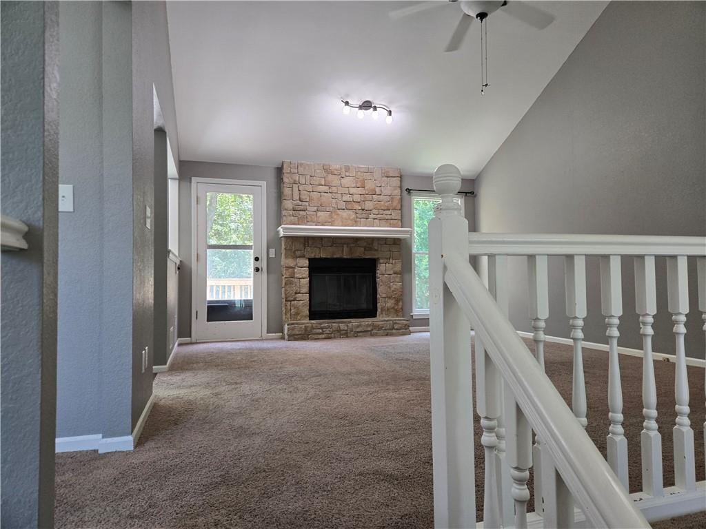 Photo 7 of 517 Buena Vista Drive