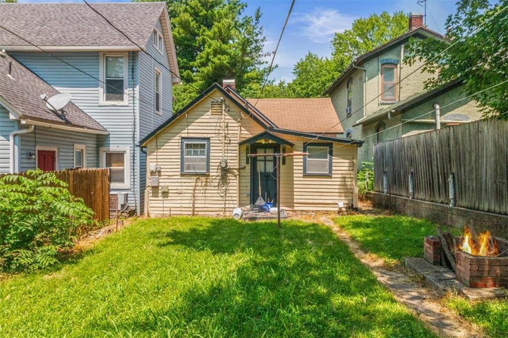 Photo 3 of 721 Olive Street