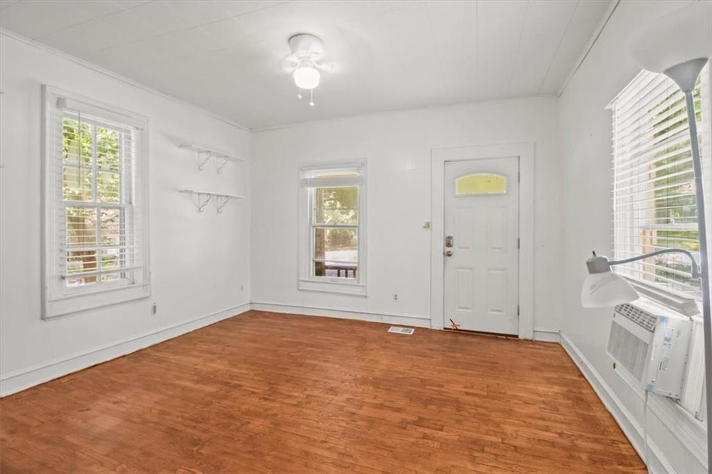 Photo 4 of 721 Olive Street
