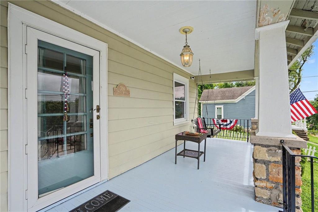 Photo 5 of 709 4th Street