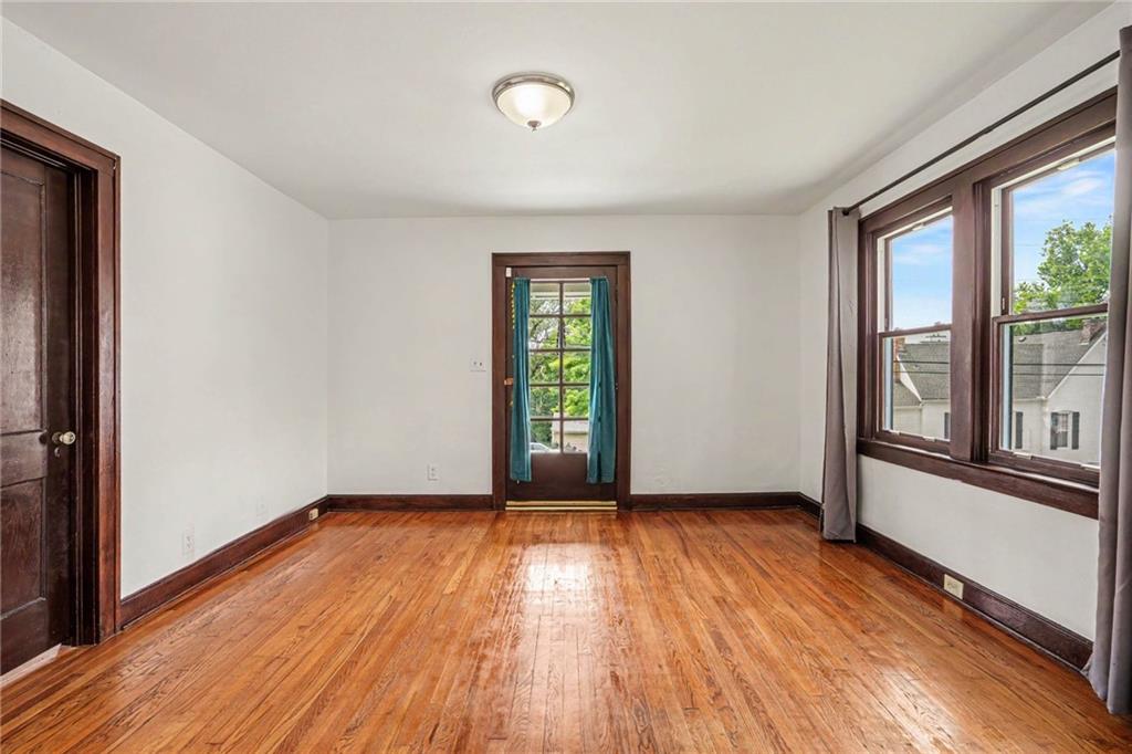 Photo 6 of 709 4th Street