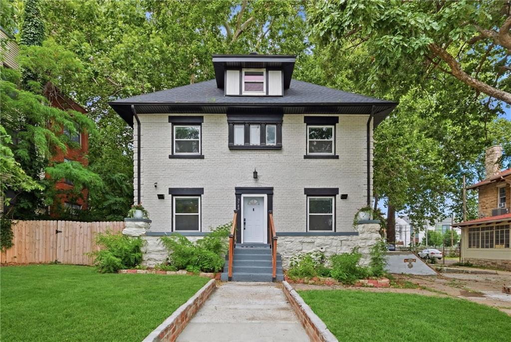 Photo 3 of 2708 Tracy Avenue