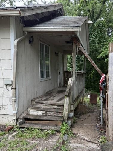 Photo 4 of 3922 Delavan Avenue