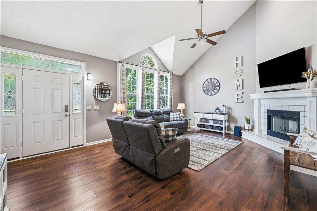 Photo 5 of 17320 W 156th Terrace